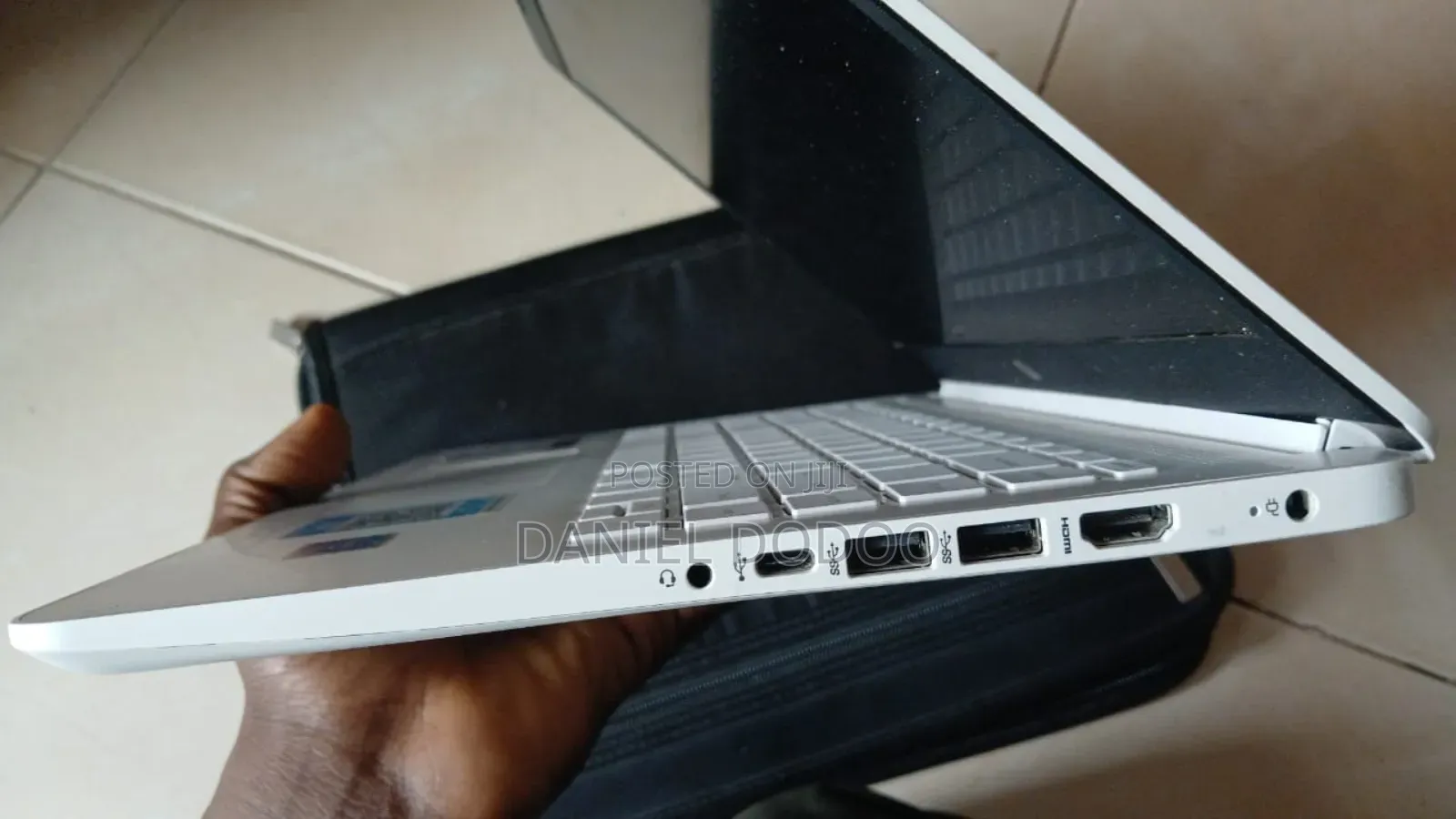 Laptop HP 14-dq1025cl 4GB Intel Celeron SSD 60GB