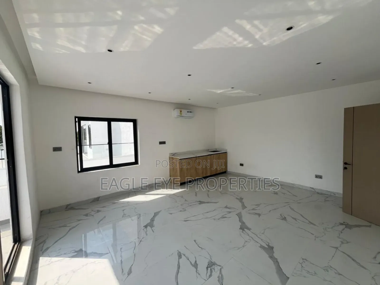 4bdrm House in Little Roses Area for sale
