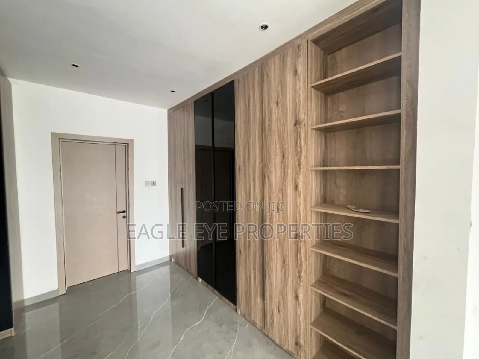 4bdrm House in Little Roses Area for sale