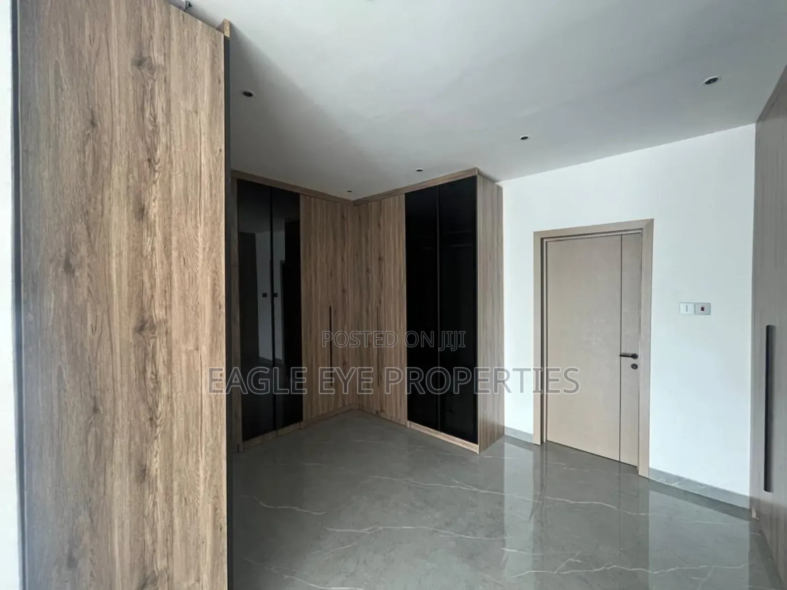 4bdrm House in Little Roses Area for sale