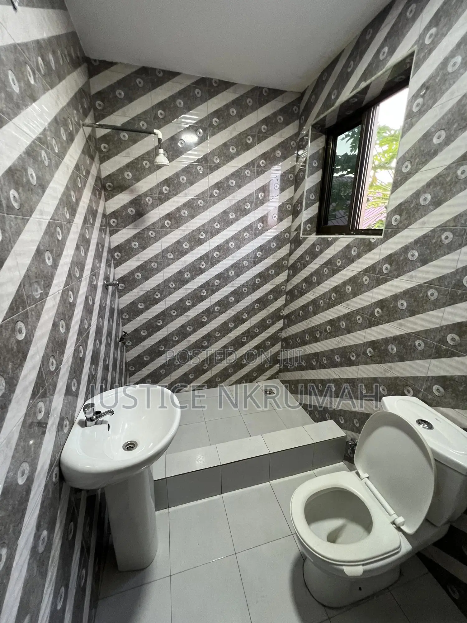 1bdrm Apartment in Mr Justice Estate, Old Barrier for rent