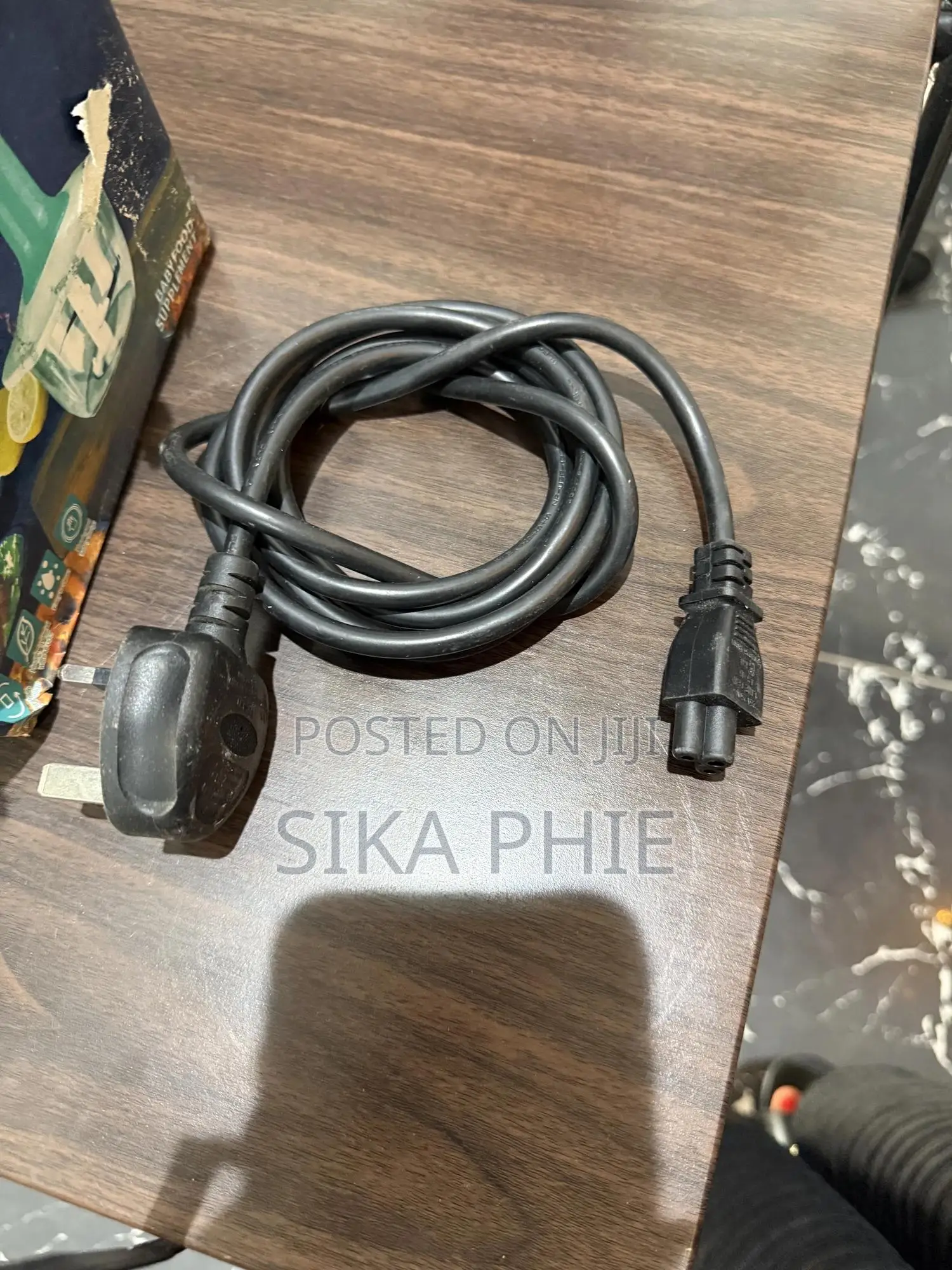 Loop Cable for Ups and Computer