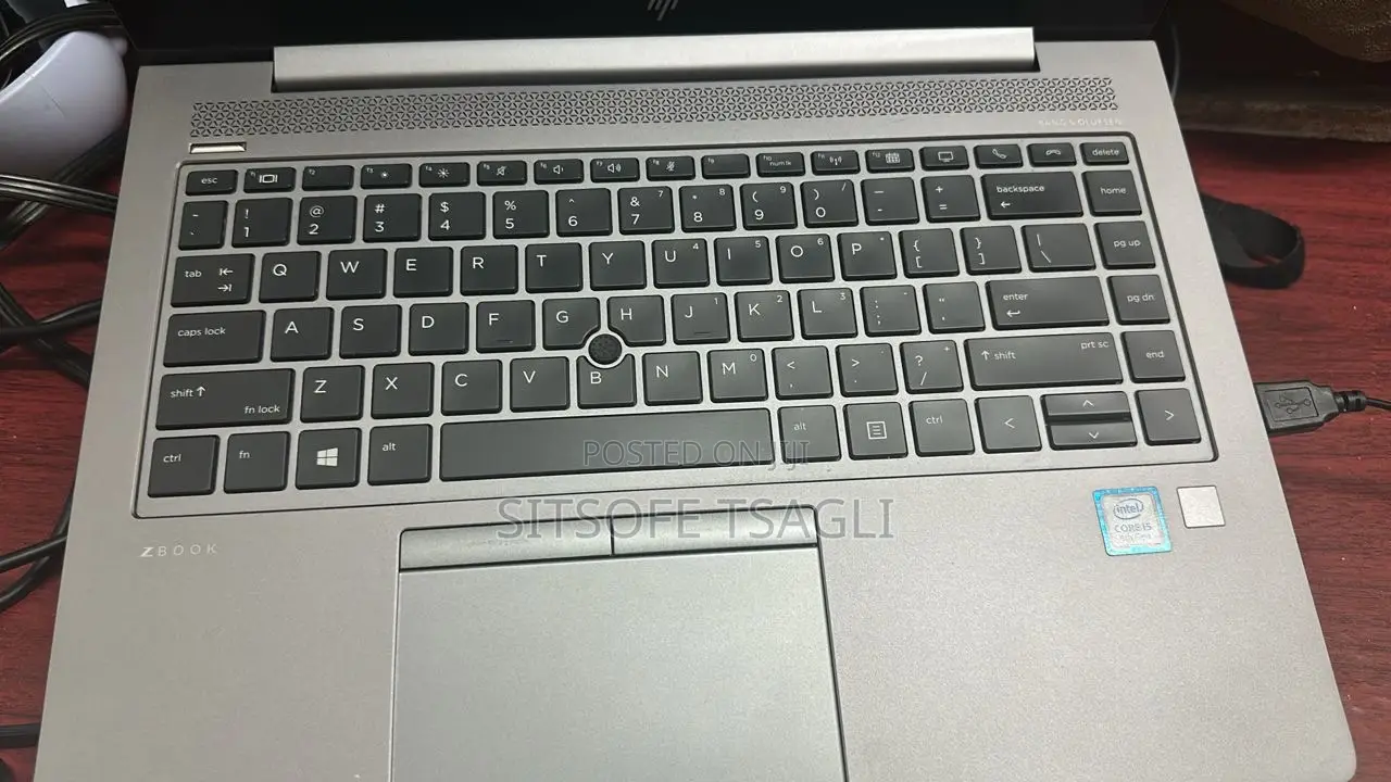 Laptop HP ZBook 14u G5 8GB Intel Core i5 HDD+SSD 256GB