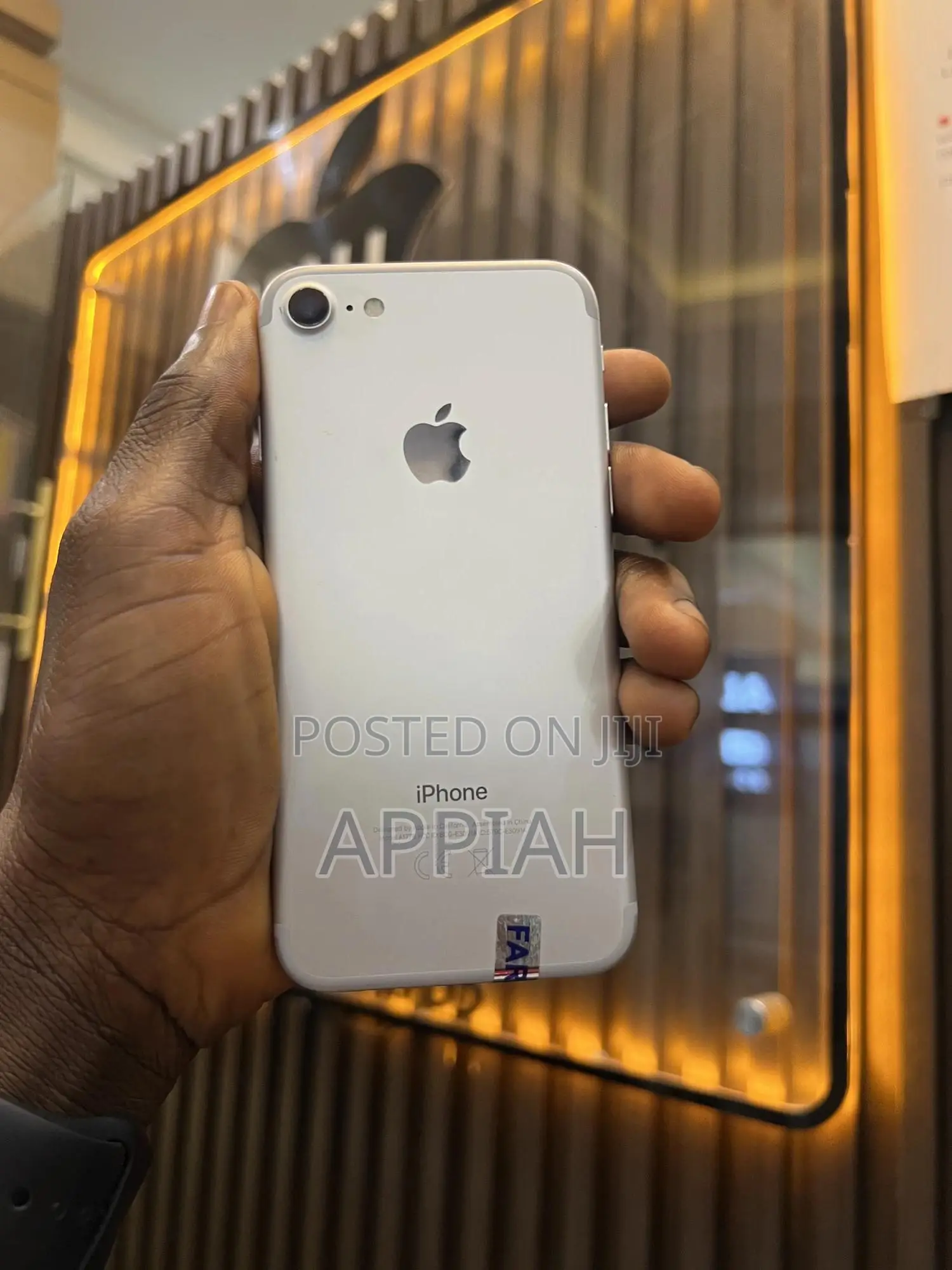 New Apple iPhone 7 32 GB