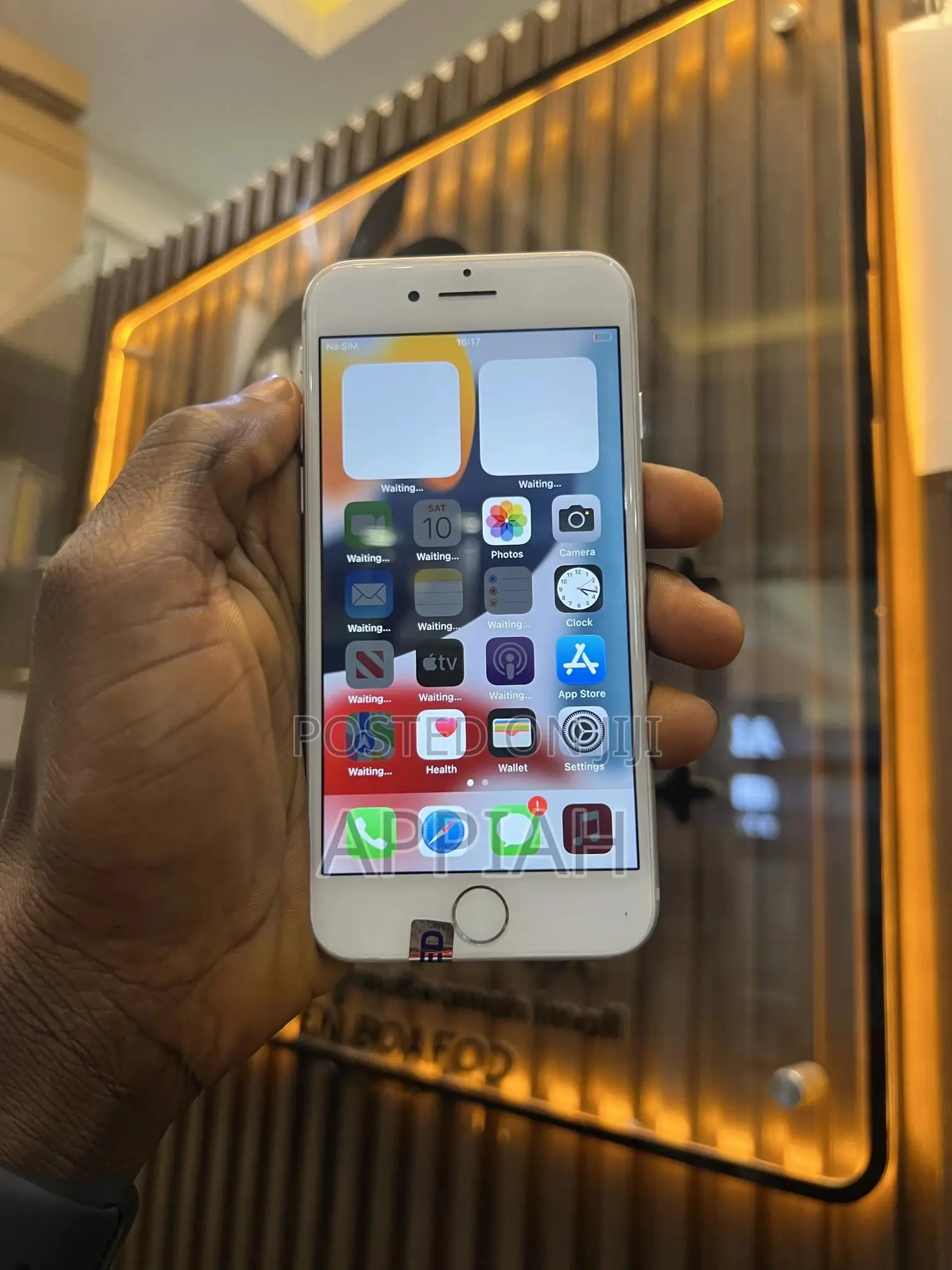 New Apple iPhone 7 32 GB