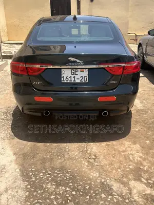 Jaguar XF 35t Premium AWD 2017 Green