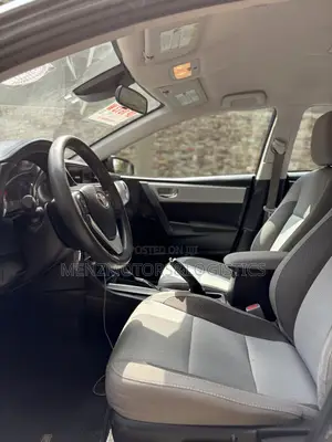 Toyota Corolla LE 4dr Sedan (1.8L 4cyl CVT) 2017 Silver
