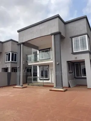 4bdrm Duplex in Lake Side Estate for rent