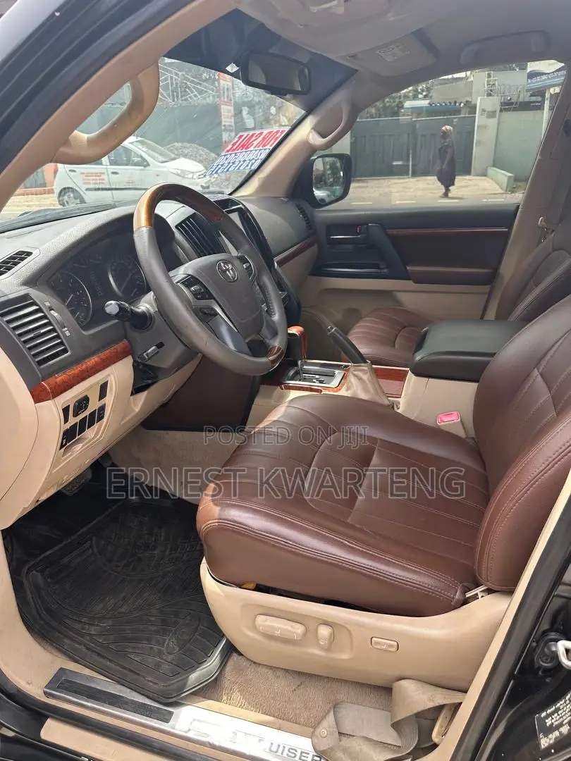 Toyota Land Cruiser 2014 Black