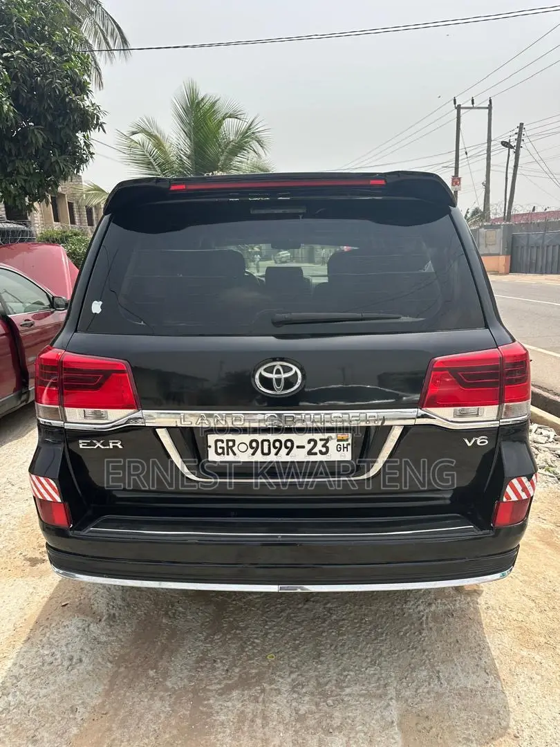 Toyota Land Cruiser 2014 Black