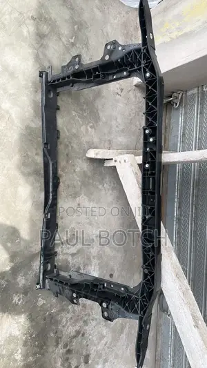 Hyundai Elantra Radiator Support