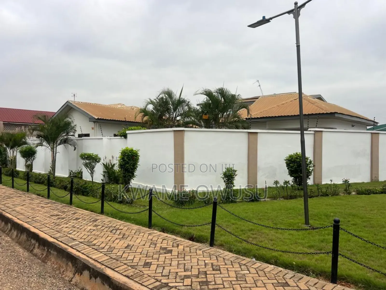 8bdrm House in Ejisu-Juaben Municipal for sale