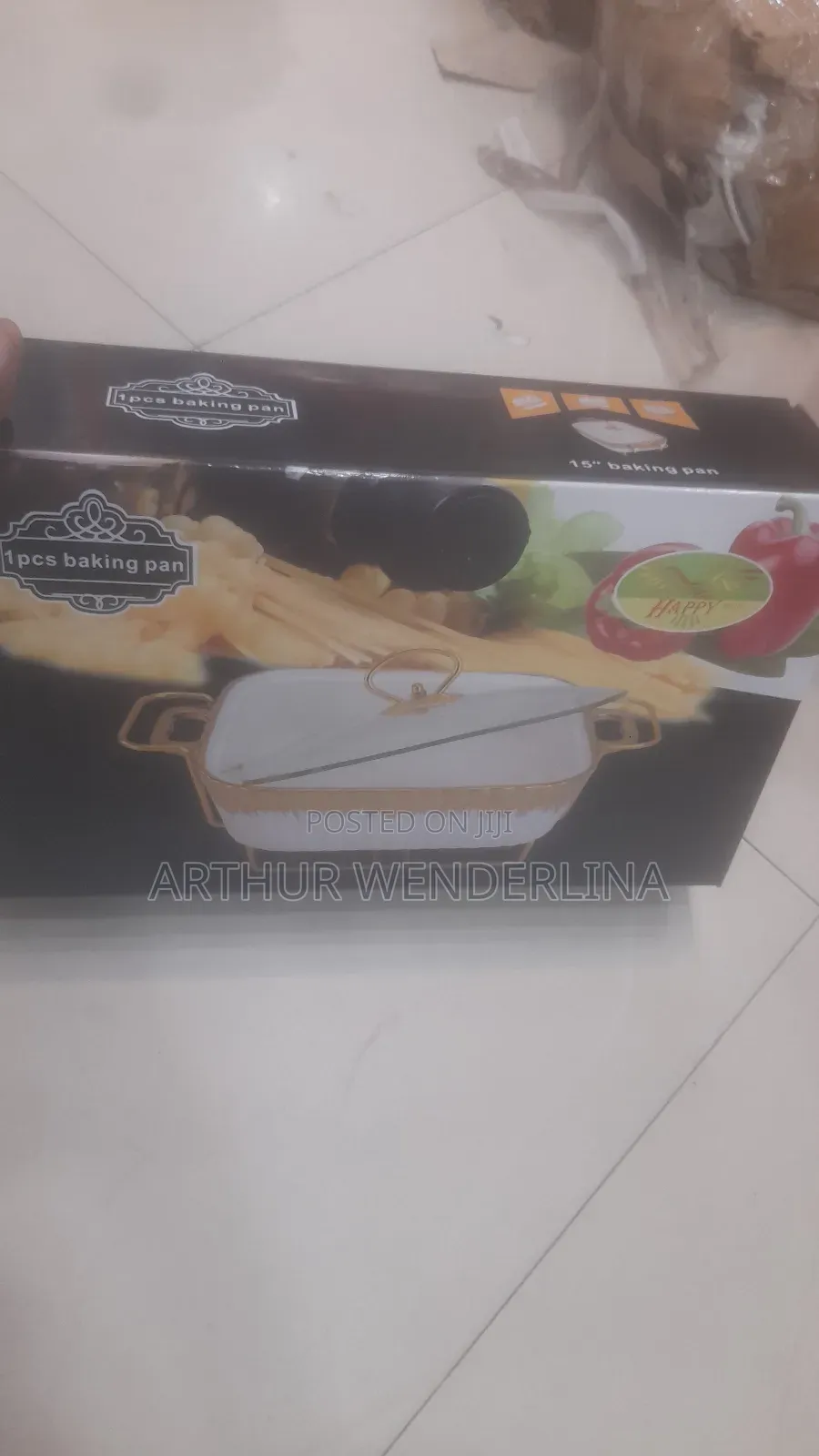 Serving Ceramic Bowl Come With A Gold Stand