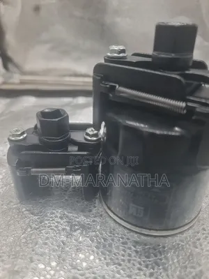Adjustable Oil Filter Removal Tool