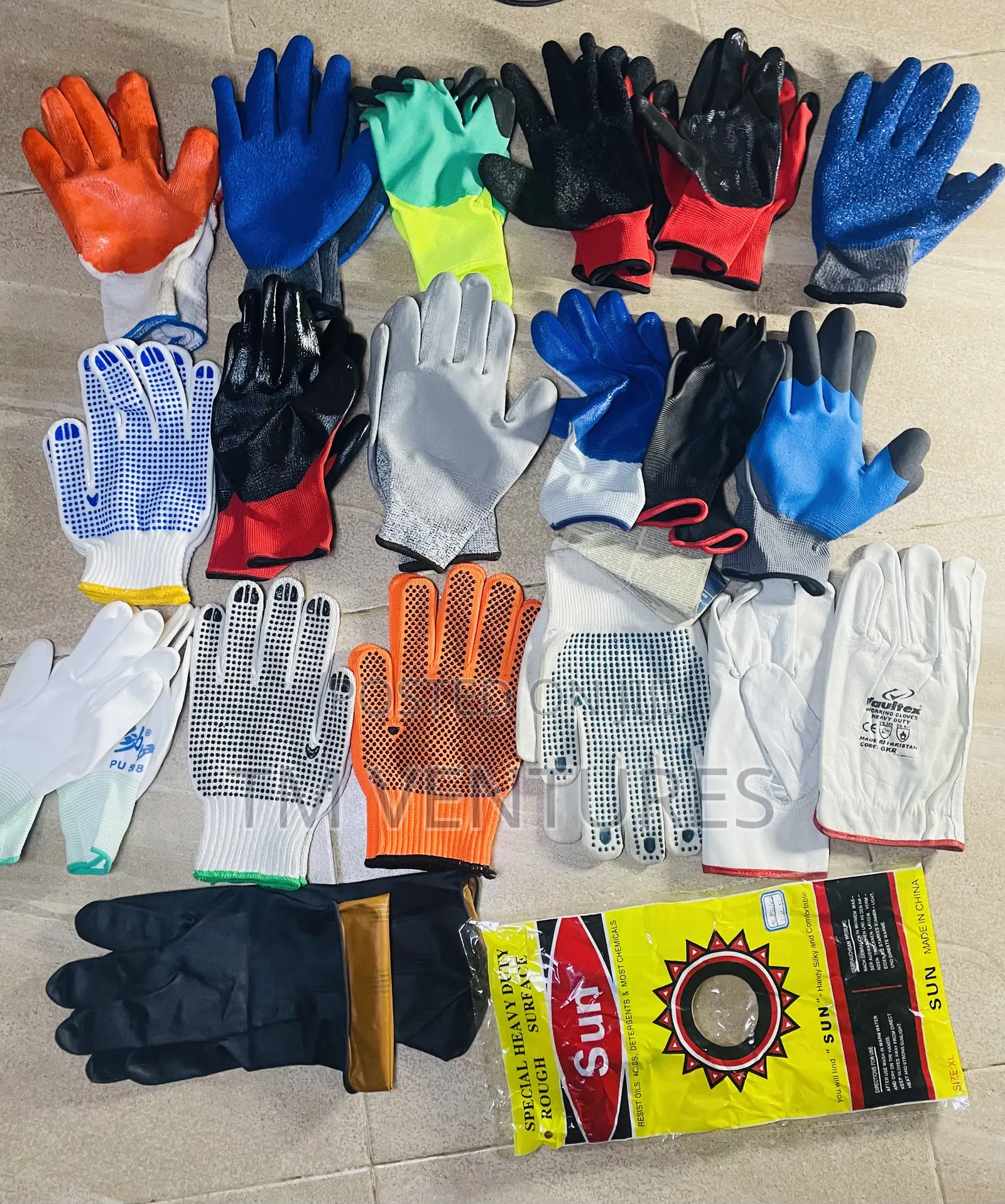 Hand Gloves