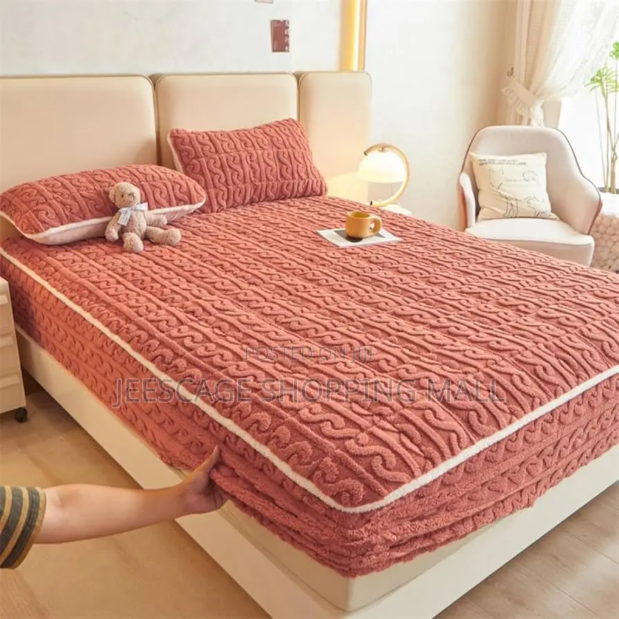 Warm Velvet Mattress Protector Thickened Cotton Mattress Cover