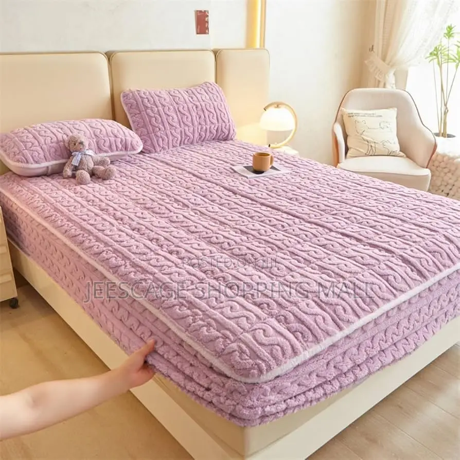 Warm Velvet Mattress Protector Thickened Cotton Mattress Cover