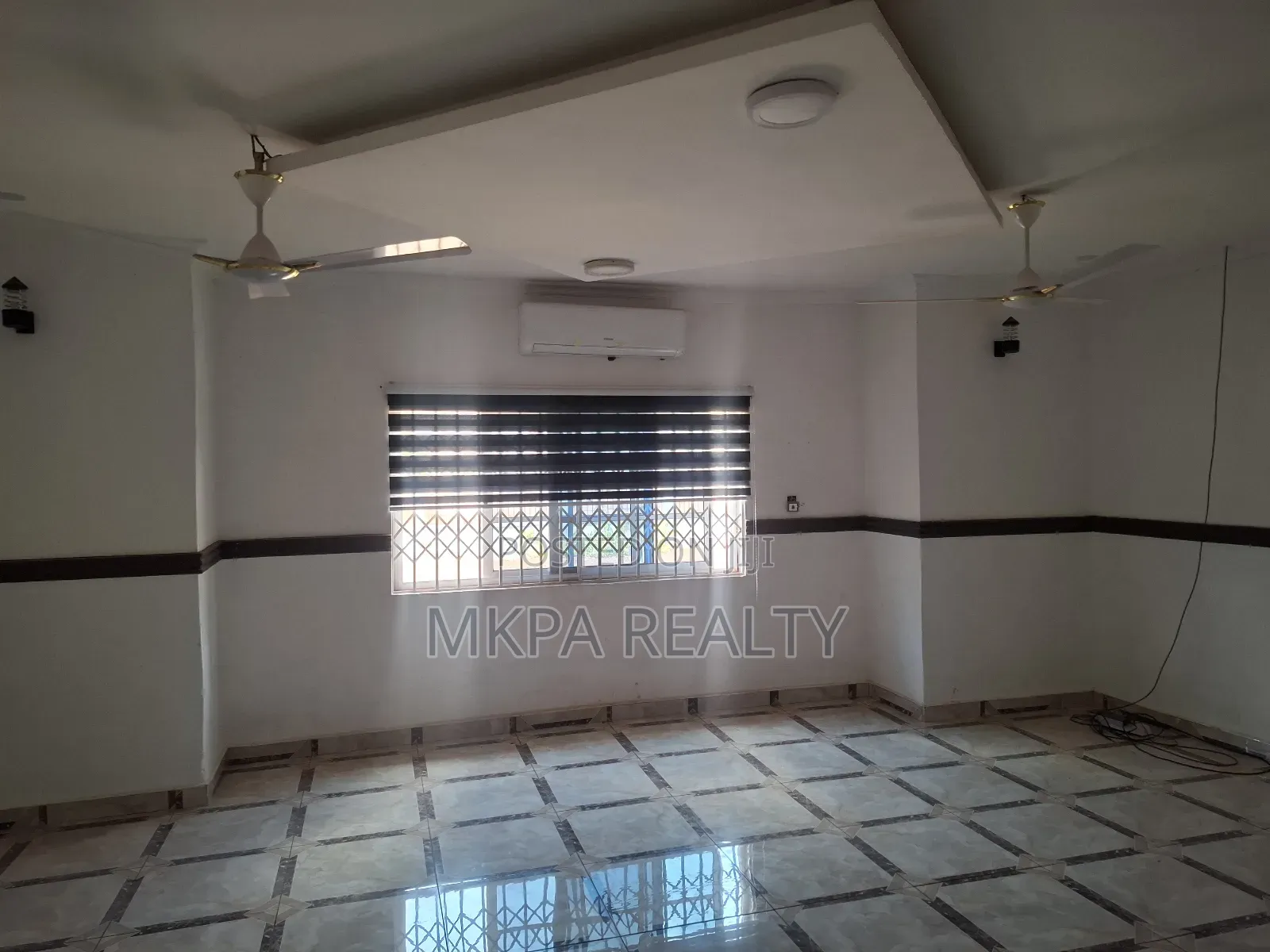 6bdrm House in Mkpa Realty, Tamale Municipal for rent