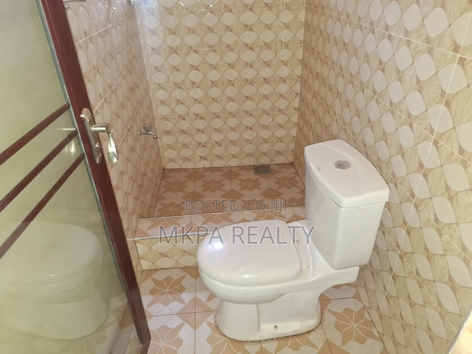 6bdrm House in Mkpa Realty, Tamale Municipal for rent