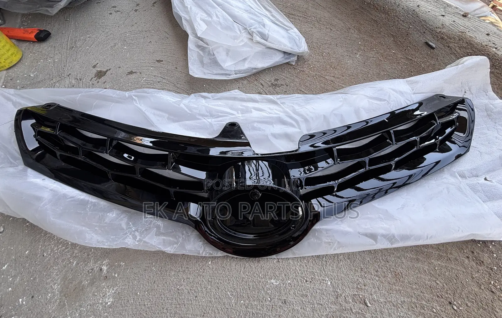 Toyota Corolla Top Grille/Shells 2014 2015 2016