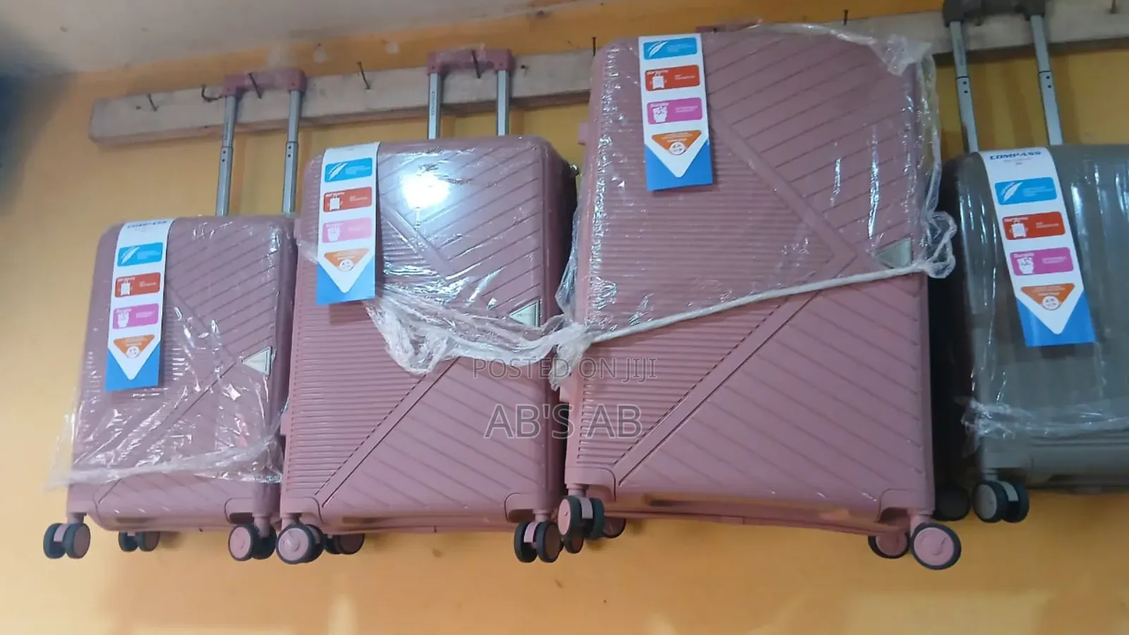 3 In 1 Traveling Bags