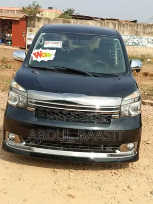 Toyota Voxy 2011 Black