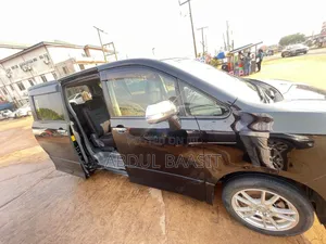 Toyota Voxy 2011 Black