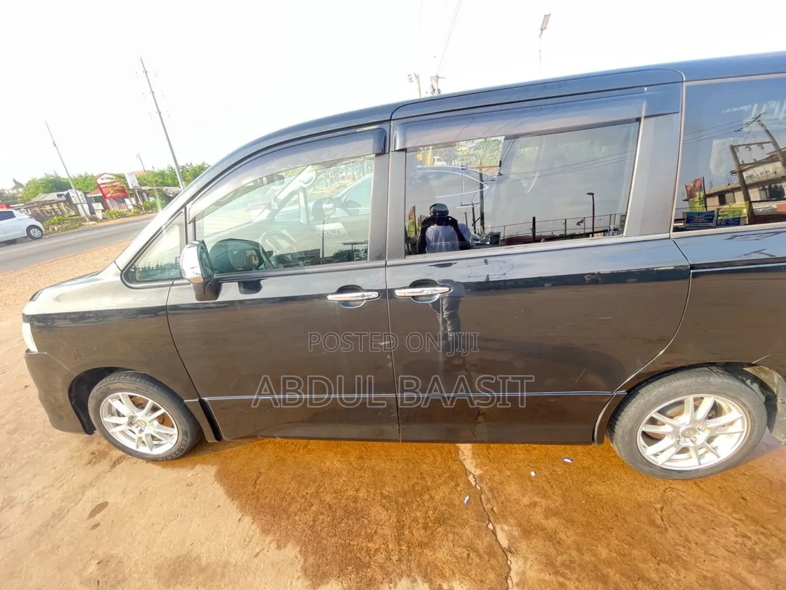 Toyota Voxy 2011 Black