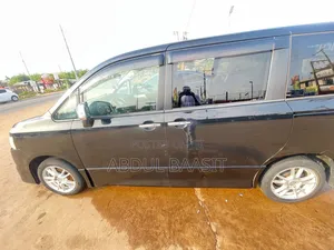 Toyota Voxy 2011 Black