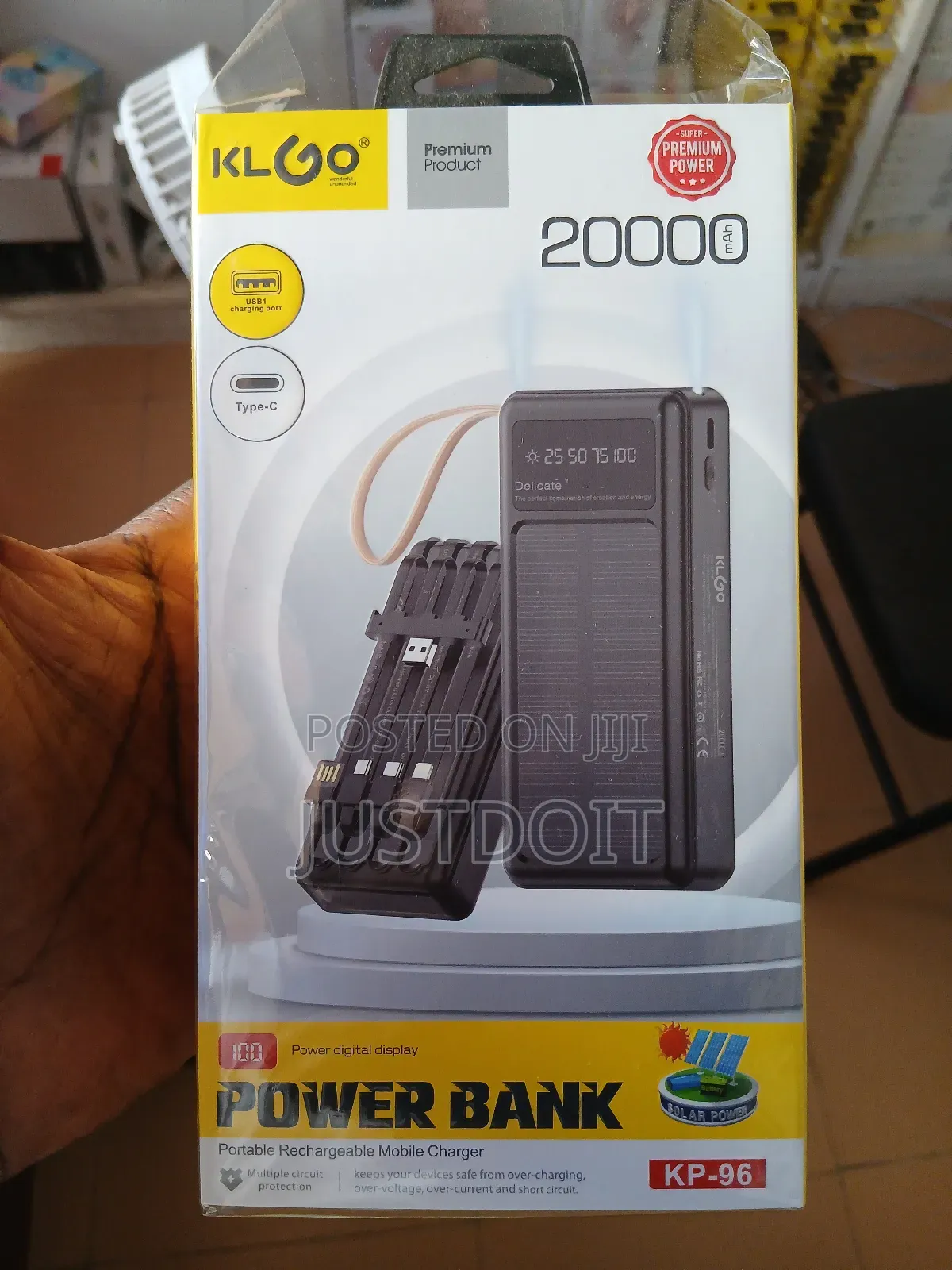 Klgo 20000 Mah Capacity Solar Power Bank.