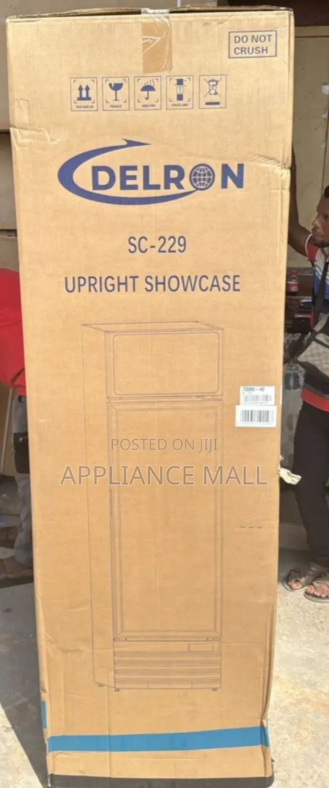 Delron Display/Showcase Fridge 299l