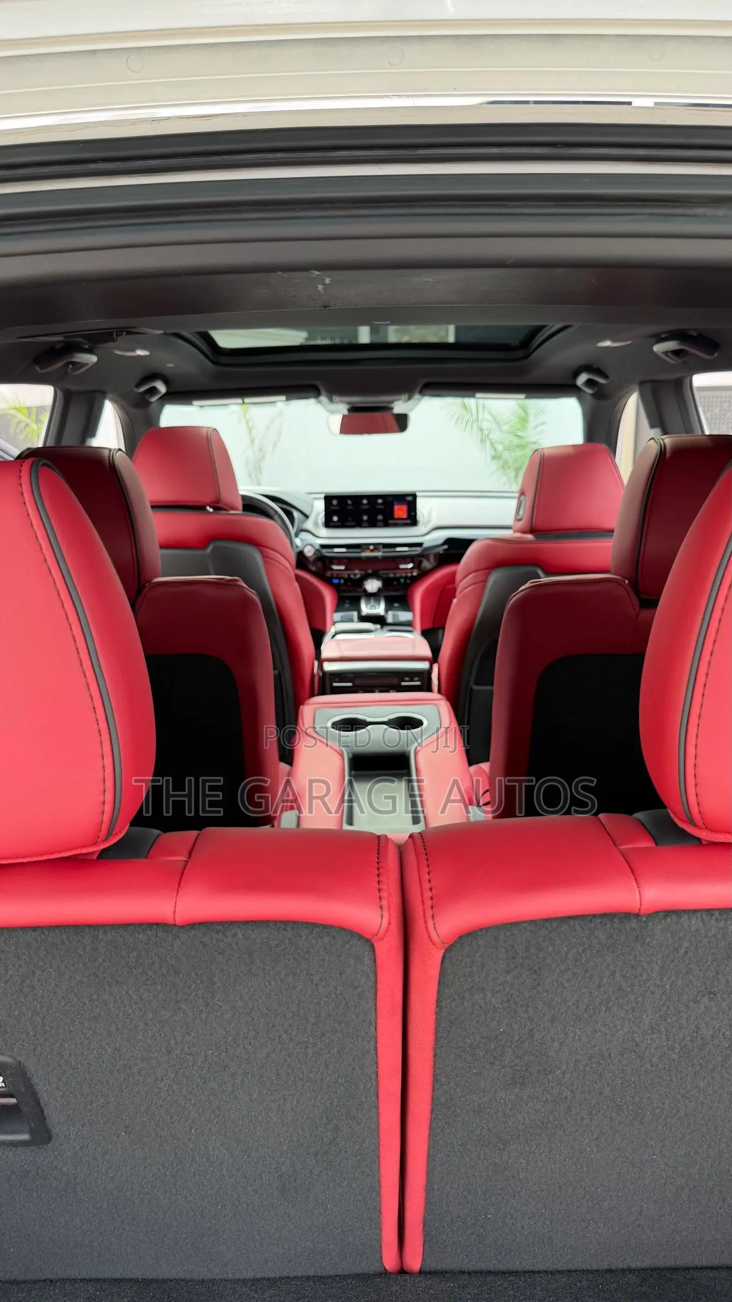 Acura MDX w/A-Spec Package 2024 White