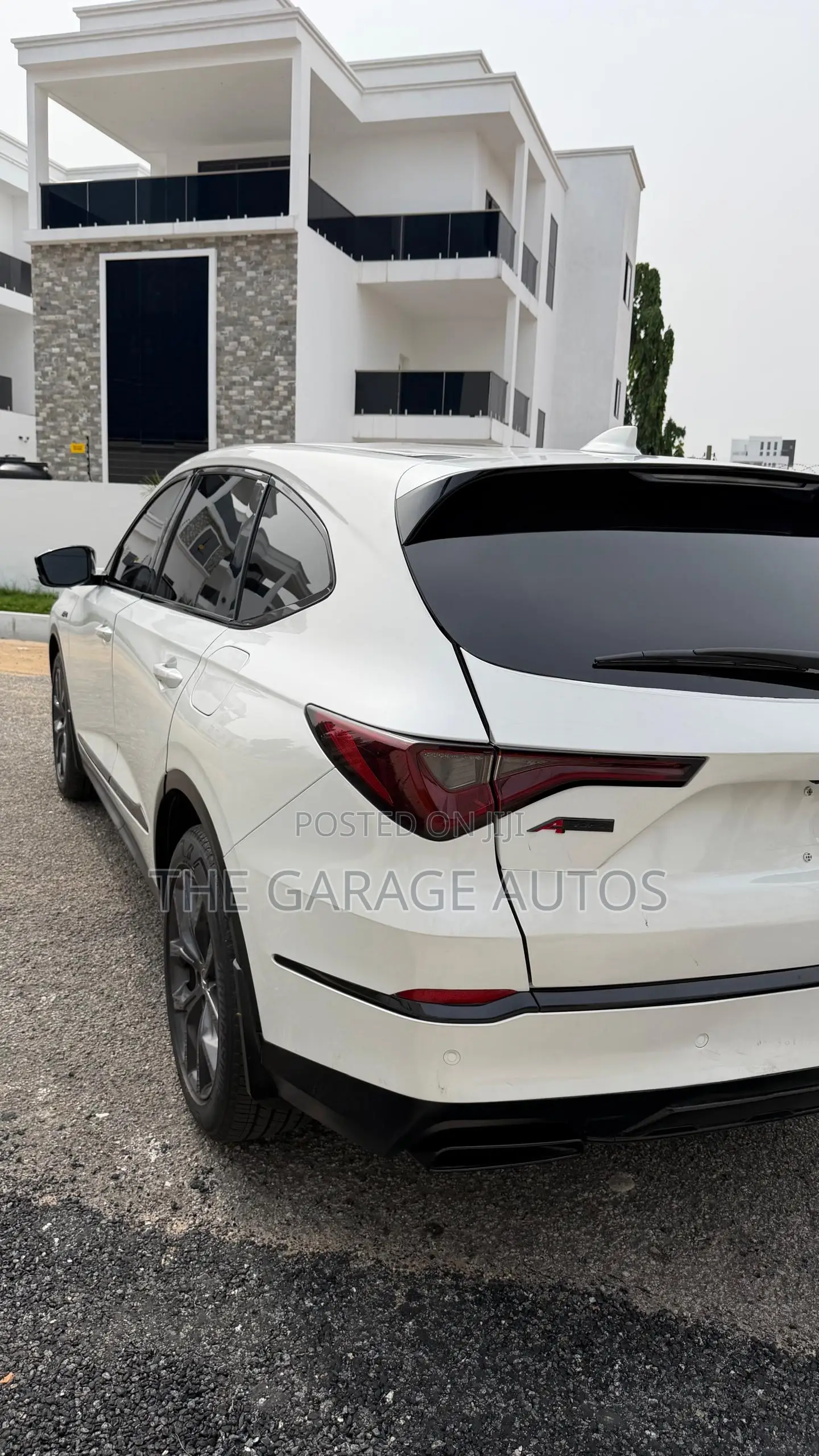 Acura MDX w/A-Spec Package 2024 White