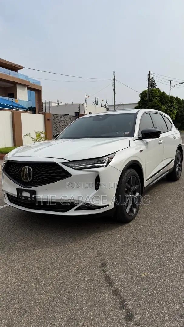 Acura MDX w/A-Spec Package 2024 White