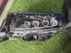 Toyota Land Cruiser Prado 2018 Spec Headlights