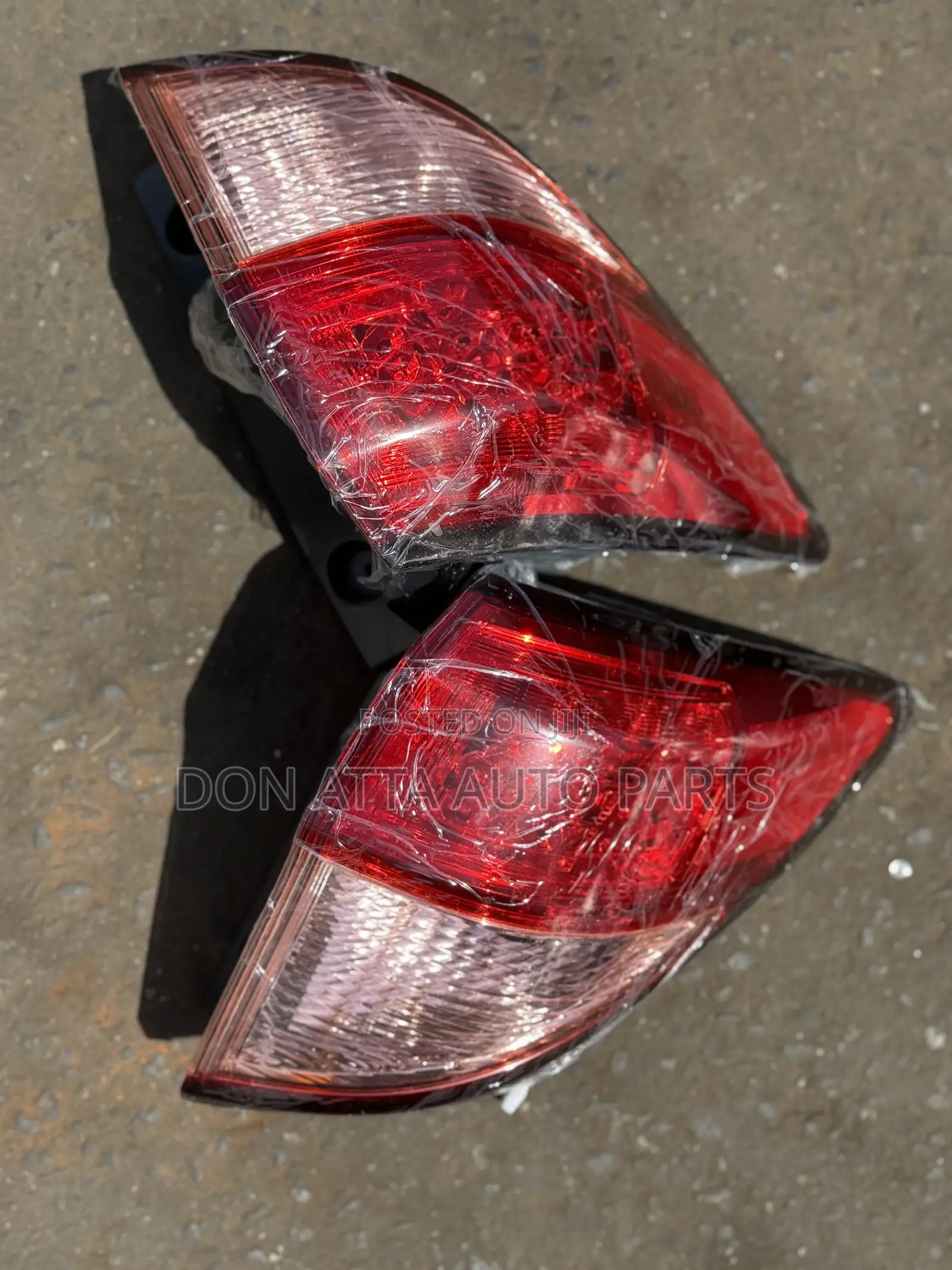 Honda HRV 2016 Tail Light Available
