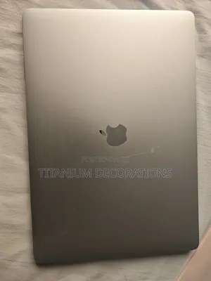 Laptop Apple MacBook 2019 16GB Intel Core i7 SSD 512GB