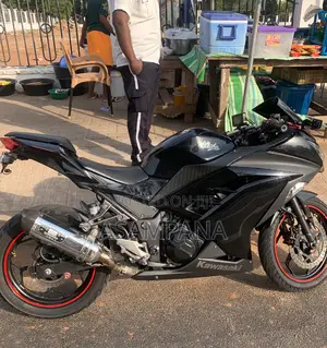 Kawasaki Bike 2022 Black