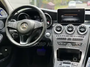 Mercedes-Benz C300 Sport 4dr AWD 4Matic Sedan (2.0L 4cyl 7A) 2015 Gray