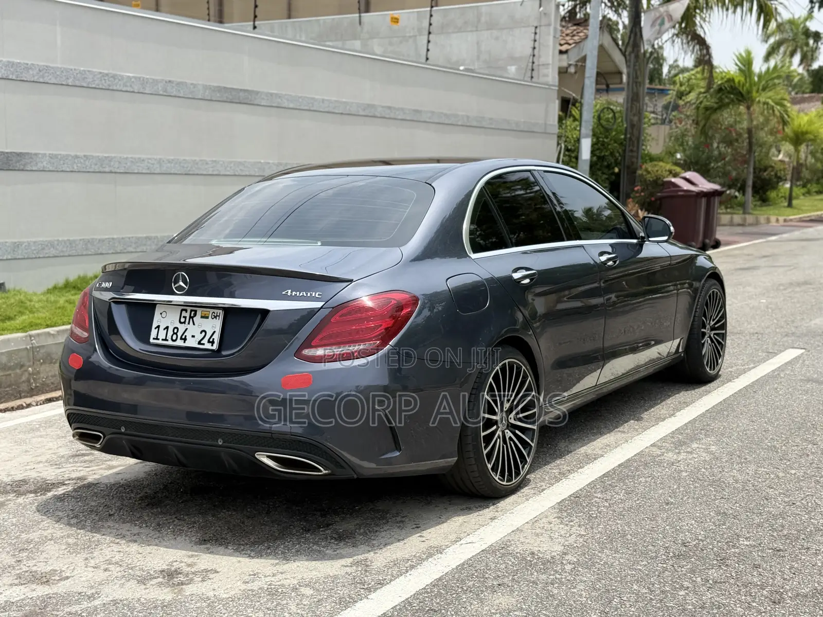 Mercedes-Benz C300 Sport 4dr AWD 4Matic Sedan (2.0L 4cyl 7A) 2015 Gray