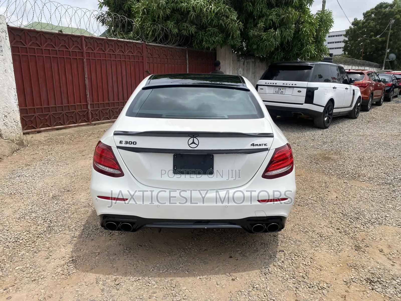 Mercedes-Benz E300 2019 White
