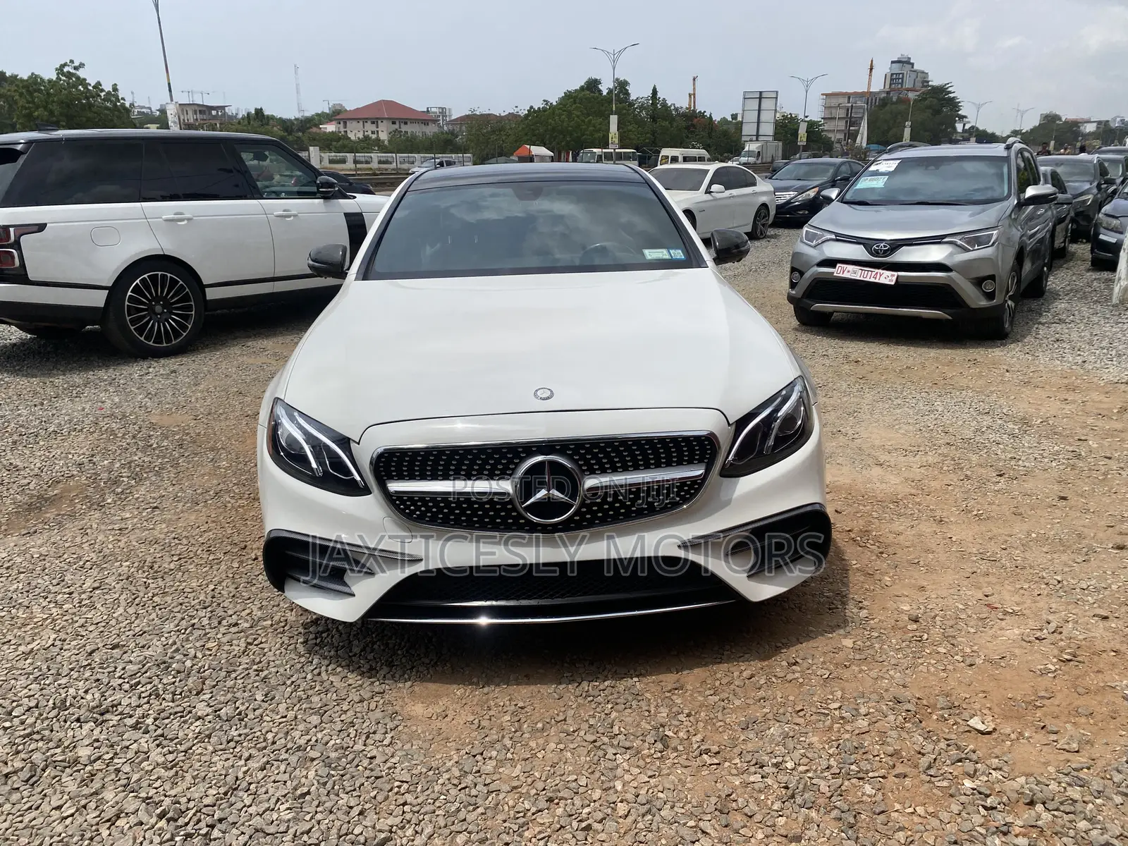 Mercedes-Benz E300 2019 White