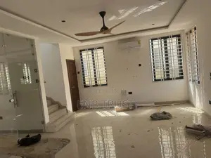 4bdrm Duplex in Achimota, Mile 7 for rent