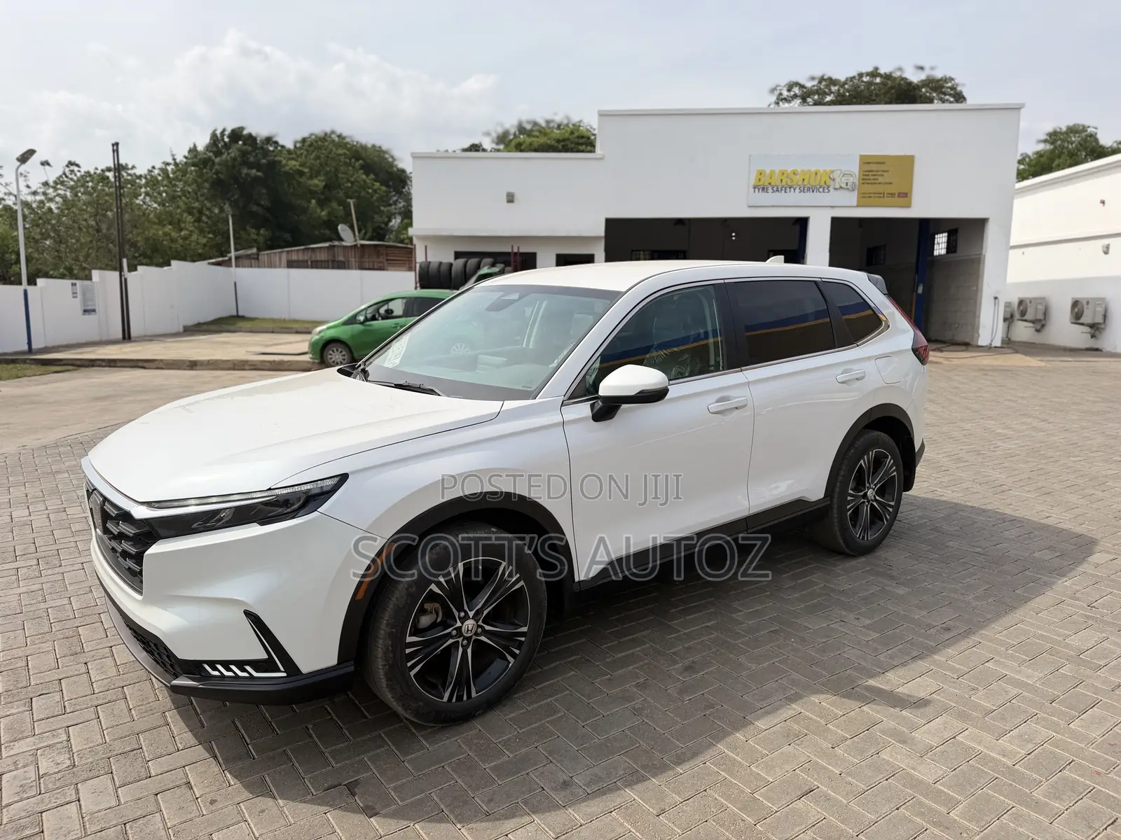Honda CR-V 2024 White