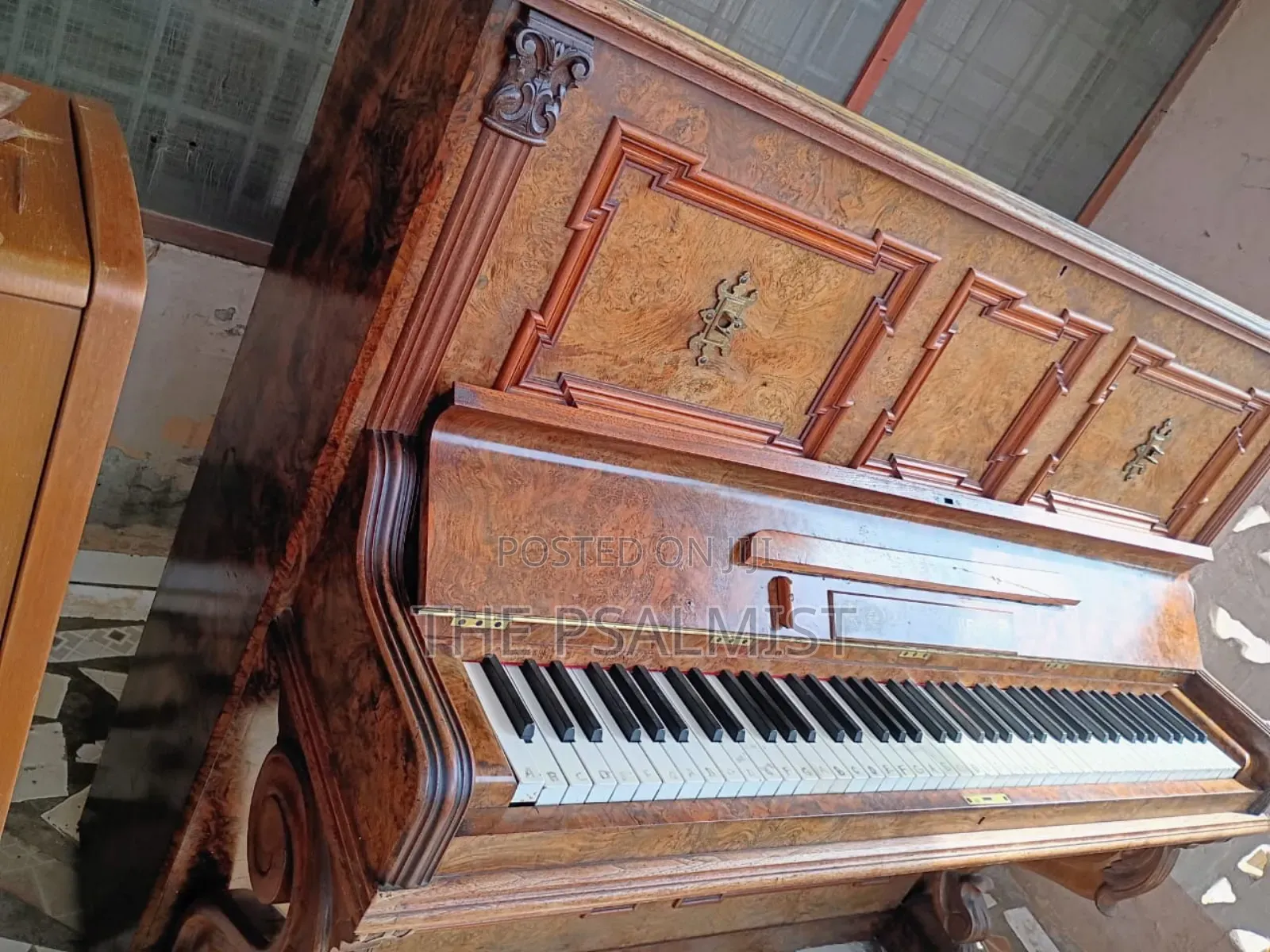 Pram: Melbourne Gebr.Knake Munster 1/W Acoustic Piano