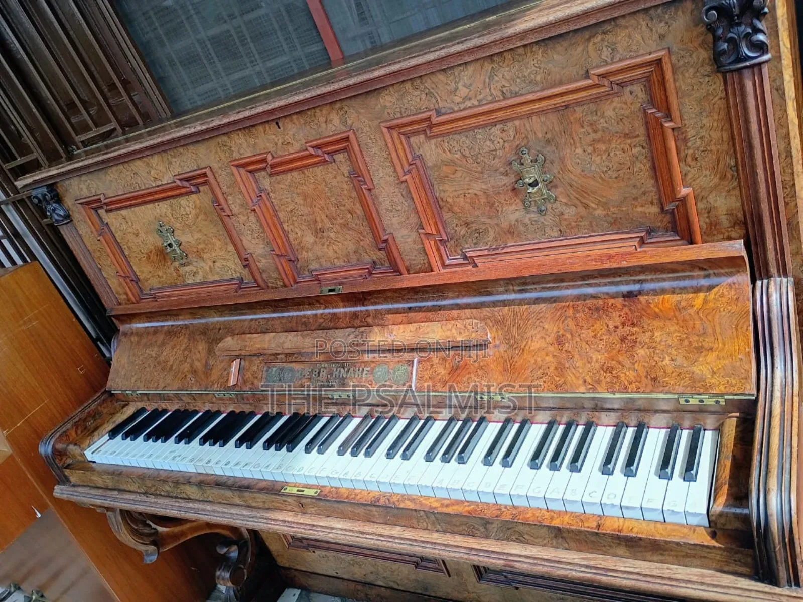 Pram: Melbourne Gebr.Knake Munster 1/W Acoustic Piano