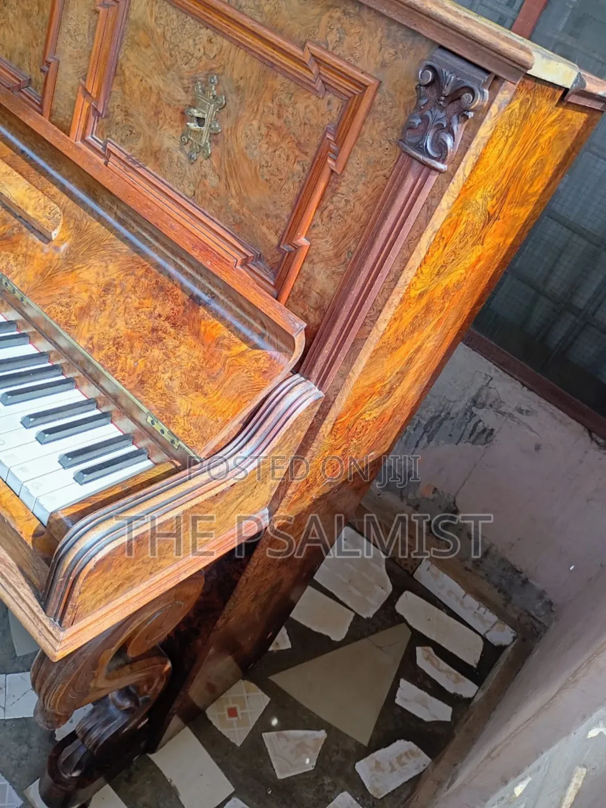 Pram: Melbourne Gebr.Knake Munster 1/W Acoustic Piano