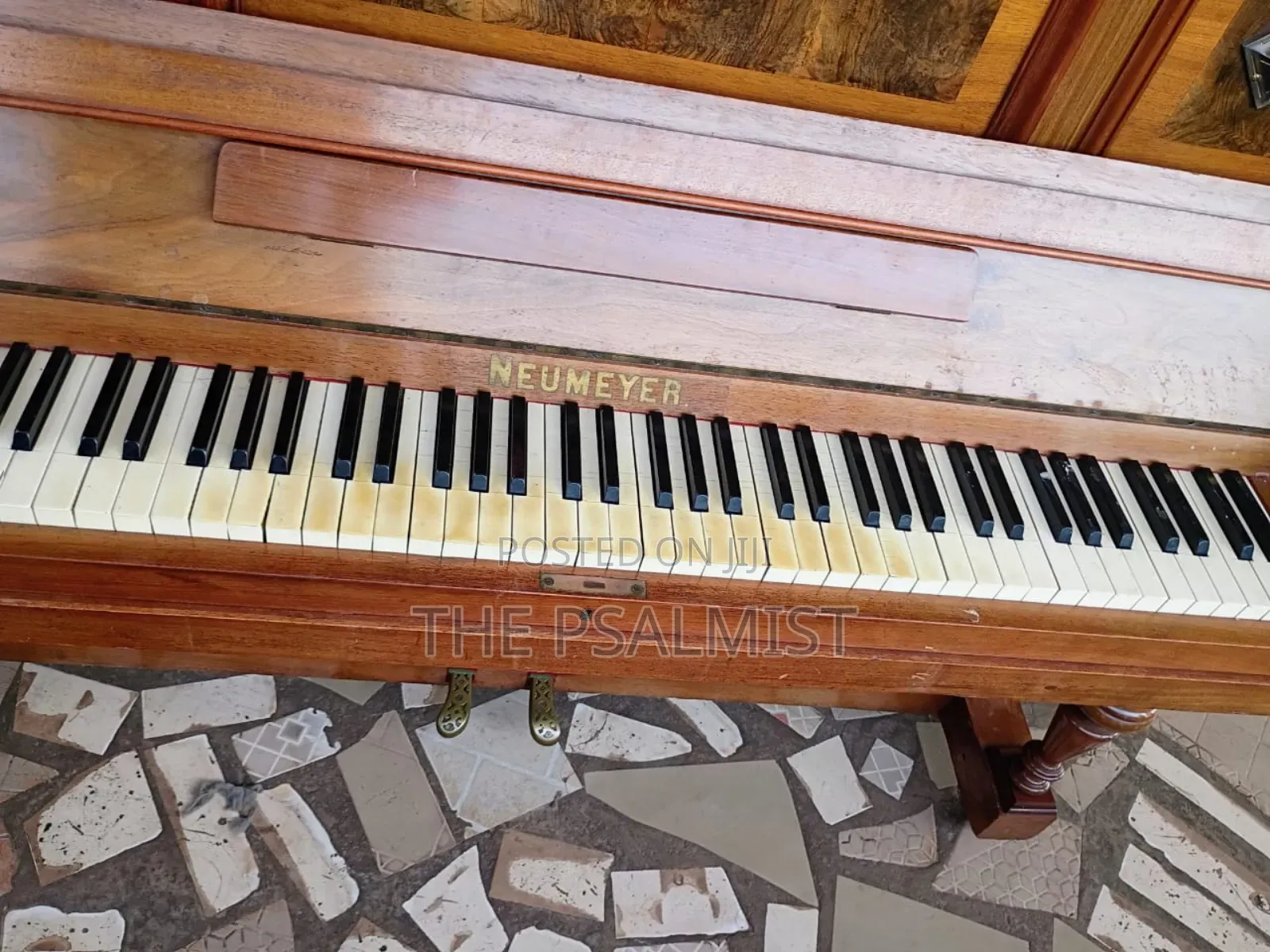 Neumeyer Upright Acoustic Piano