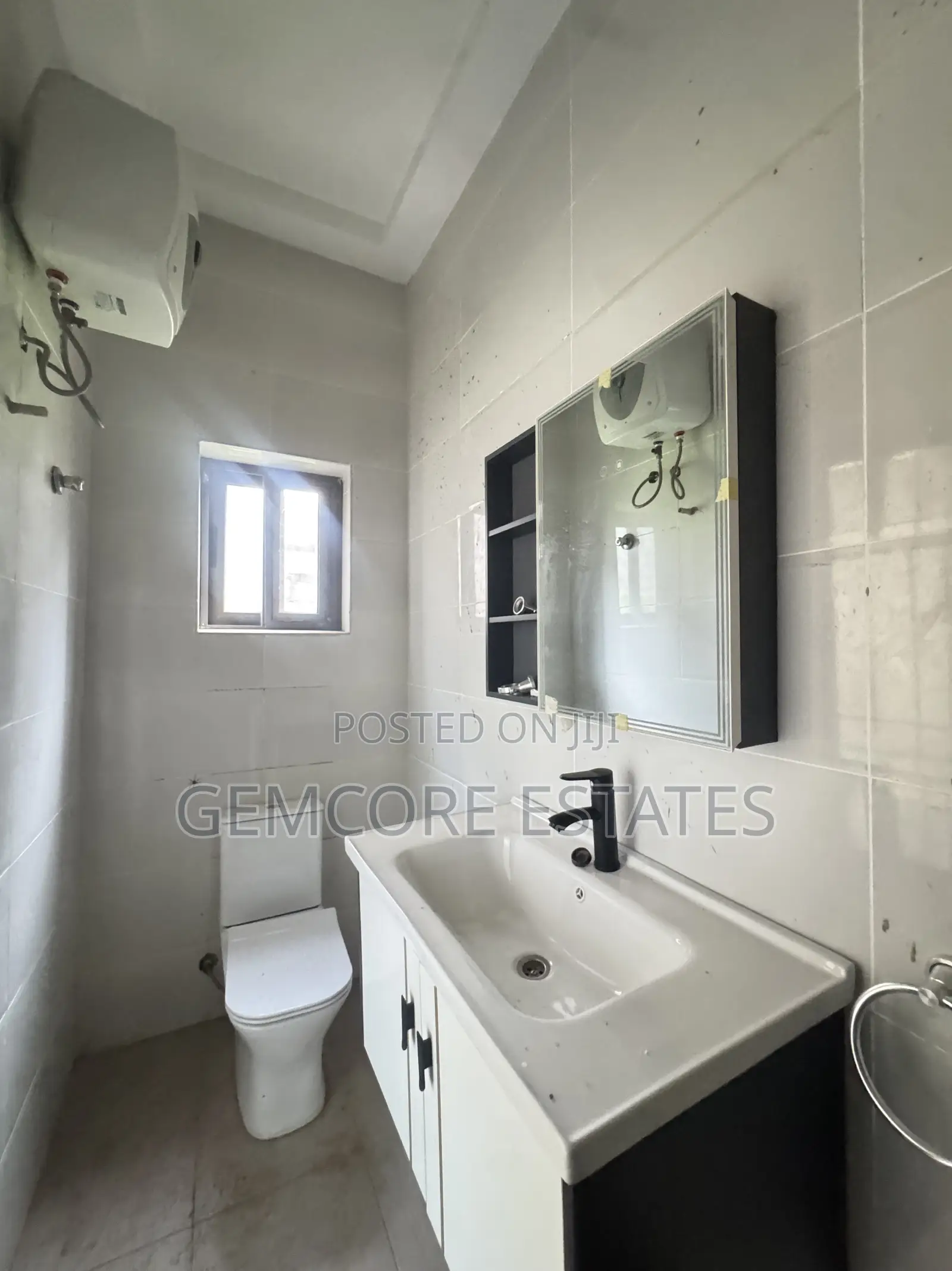 4bdrm House in East Legon Hills, Ashaley Botwe for sale