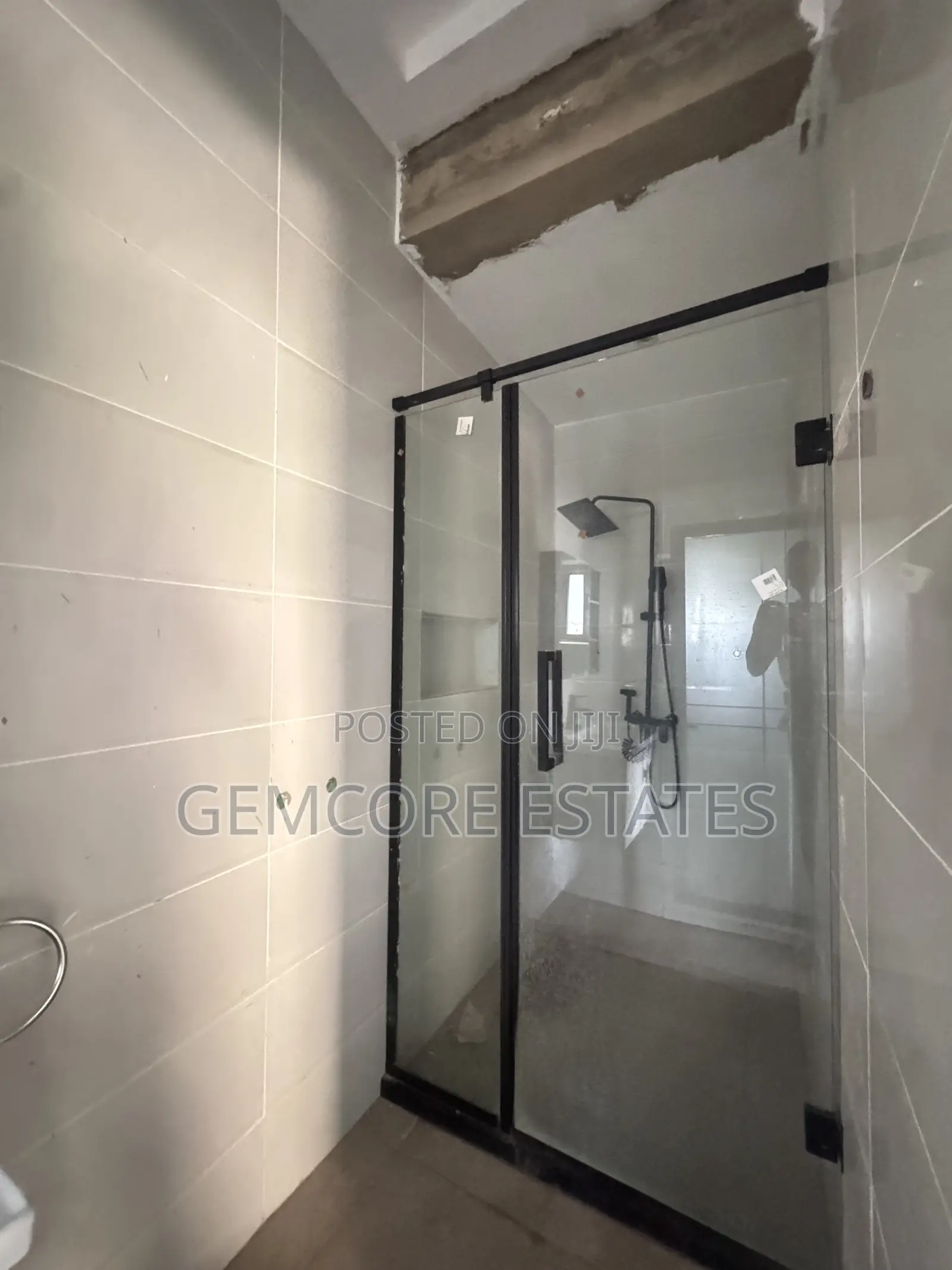 4bdrm House in East Legon Hills, Ashaley Botwe for sale